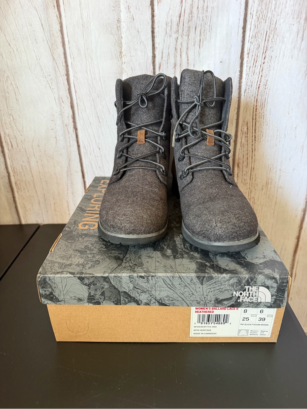 The North Face Women's Ballard Lace lI Heathered Boots Size 8